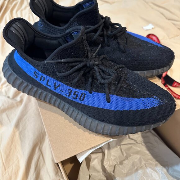 Adidas Yeezy 350v2 main image 11